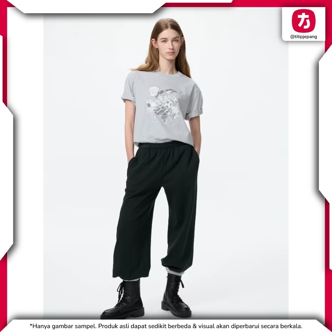 Kaos Blue Lock Uniqlo Nagi dengan Motif Black Hole Trap yang Ikonik