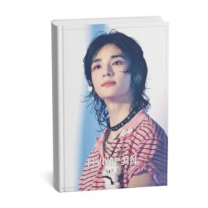 K-STAR Photobook Hyunjin Stray Kids Koleksi Foto Premium 36 Halaman K-STAR Photobook Hyunjin Stray Kids Koleksi Foto Premium 36 Halaman