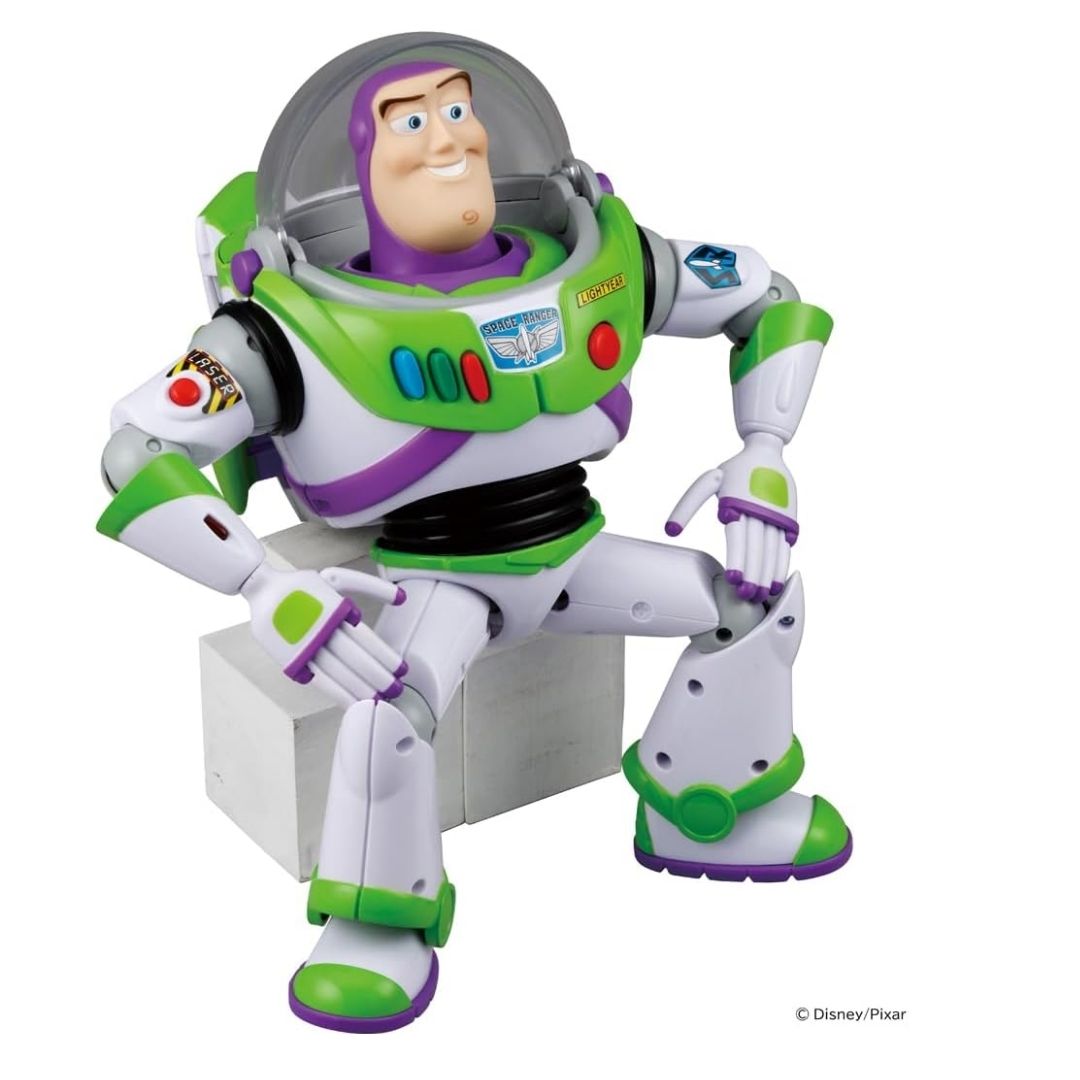 Takara Tomy Real Size Talking Figure Buzz Lightyear Toy Story Resmi