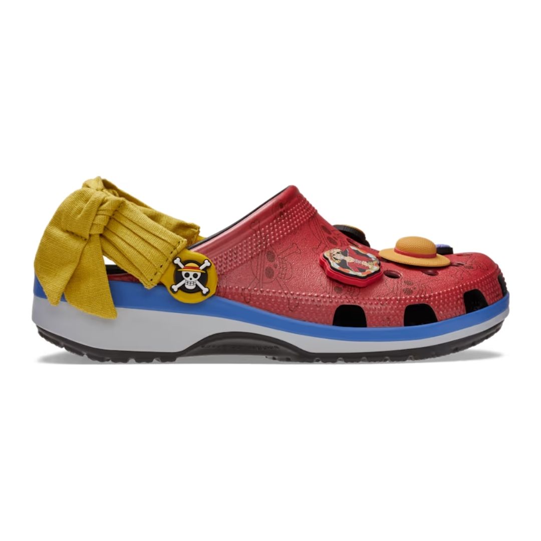 Sandal Crocs ONE PIECE Luffy Classic Clog Dewasa, Nyaman untuk Petualangan