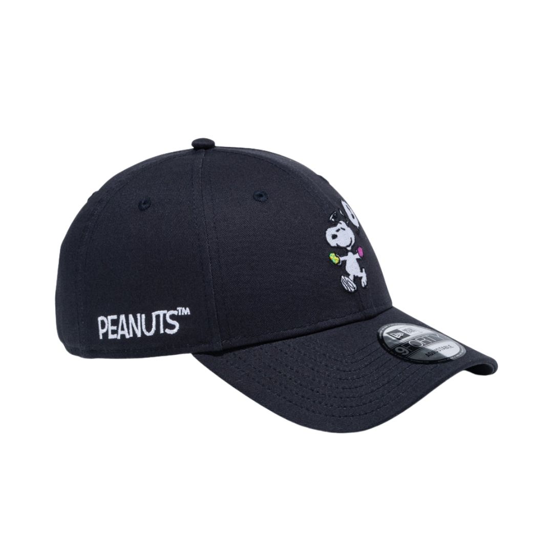 Topi Snoopy 9FORTY PEANUTS Easter Faded Black Ukuran 56.8-60.6cm Topi Snoopy 9FORTY PEANUTS Easter Faded Black Ukuran 56.8-60.6cm