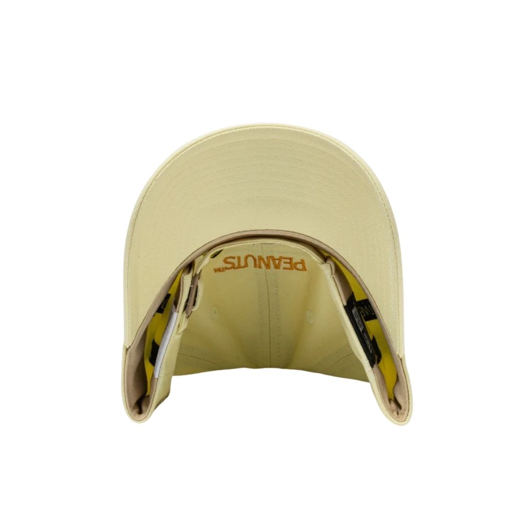 Topi Snoopy 9TWENTY PEANUTS Paskah Charlie Brown Powder Yellow Unisex Kasual