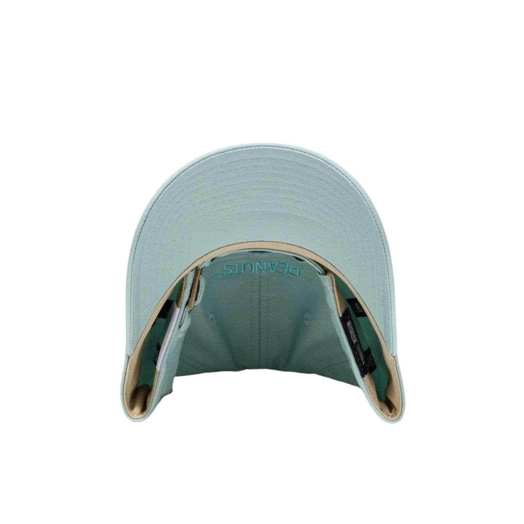 Topi Snoopy 9TWENTY PEANUTS Paskah Fresh Mint dengan Easy Snap Unisex Kasual