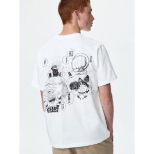 Kaos Uniqlo One Piece Luffy White Manga UT Shueisha Edition