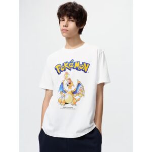 Kaos Uniqlo Pokemon Charizard White UT 30th Anniversary Kaos Uniqlo Pokemon Charizard White UT 30th Anniversary