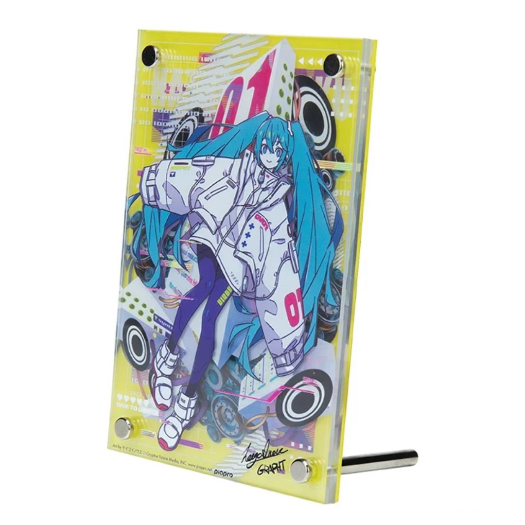 Hatsune Miku Layered Acrylic Stand dengan Artwork Keigo Inoue Berlapis