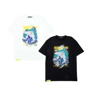 Hatsune Miku T-shirt Keigo Inoue dengan Artwork Layered Putih dan Hitam Hatsune Miku T-shirt Keigo Inoue dengan Artwork Layered Putih dan Hitam