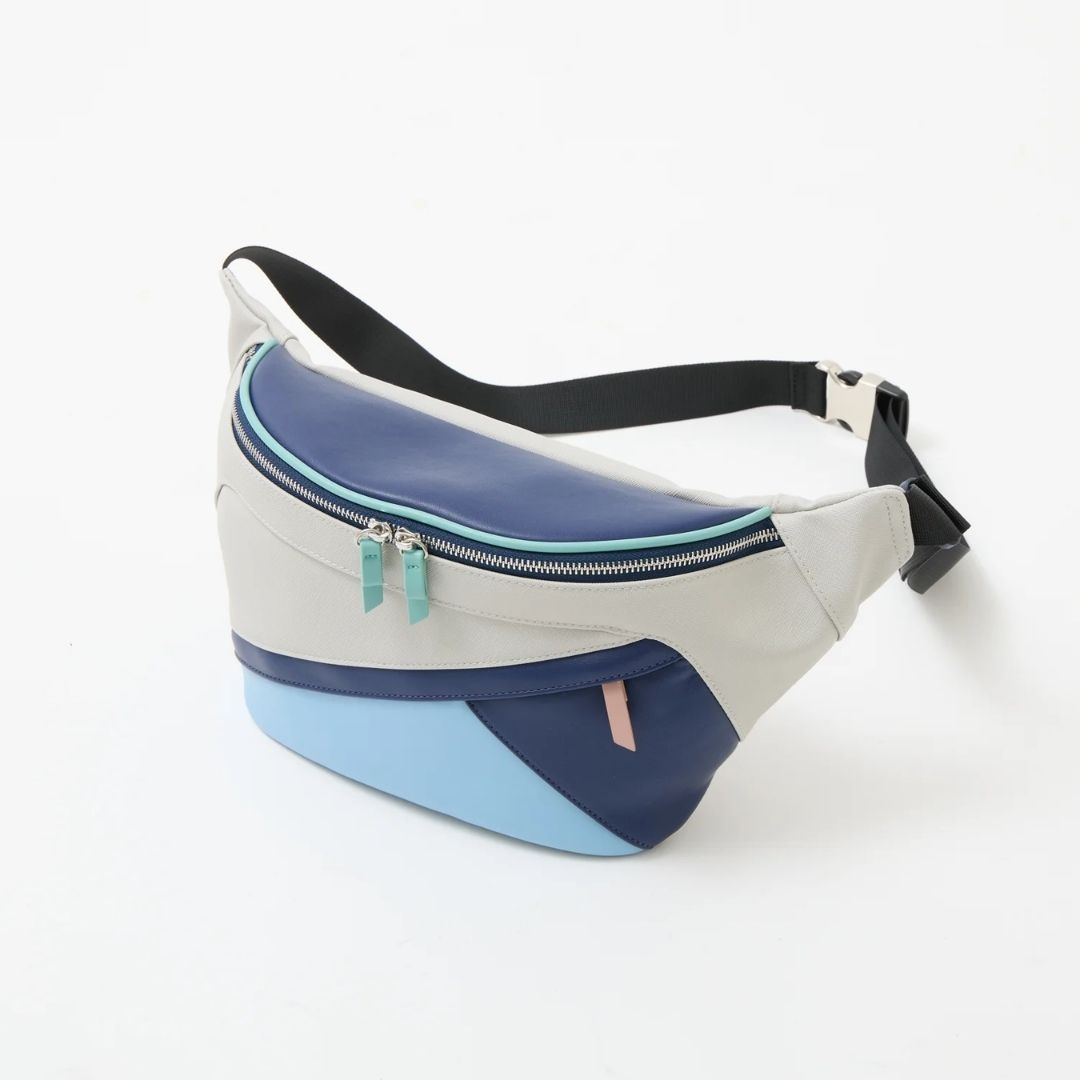 Tas Selempang Akane Tsujikura anemoi Ringan dan Stylish