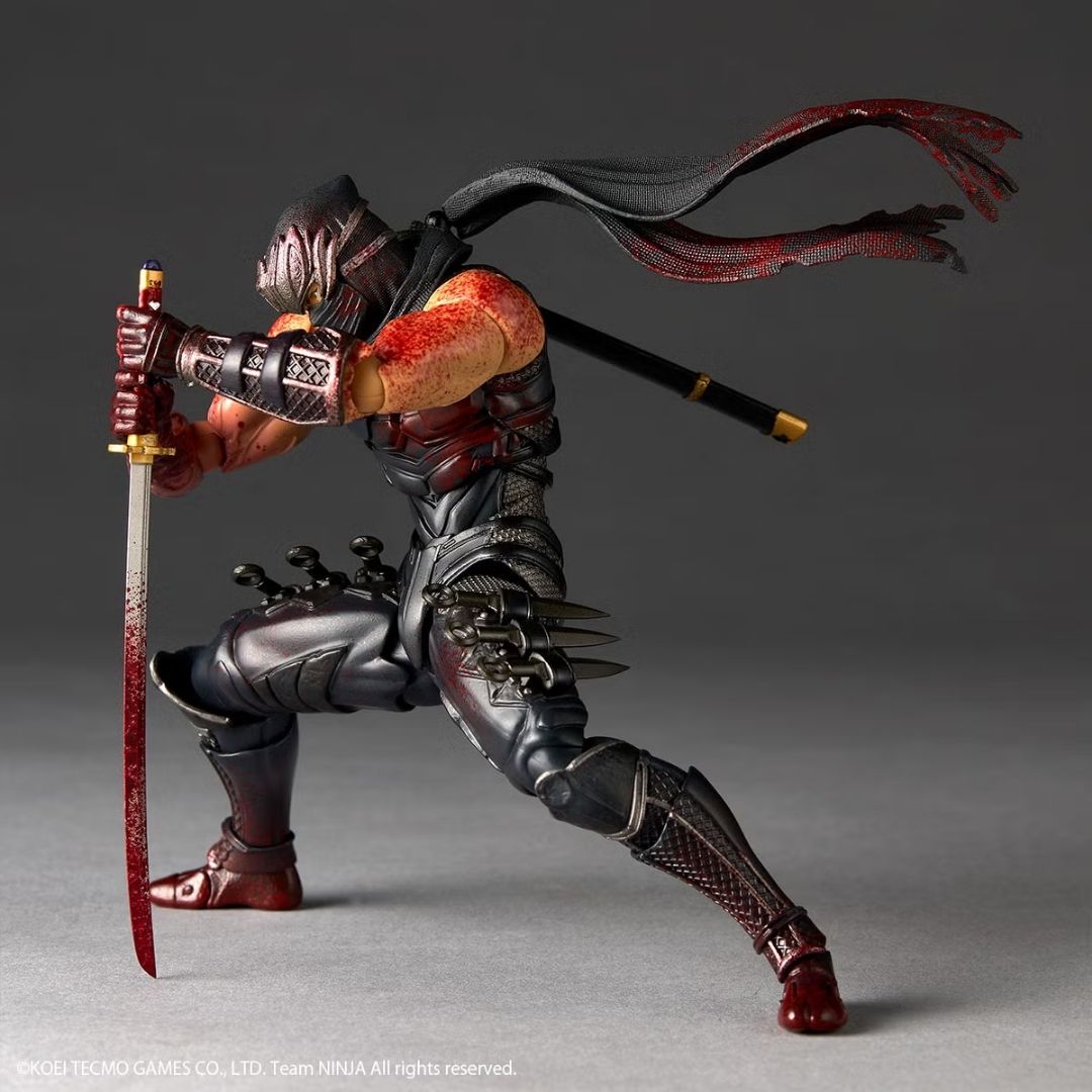  Revoltech Amazing Yamaguchi Ryu Hayabusa Fierce Battle Ver. (NINJA GAIDEN 3) 