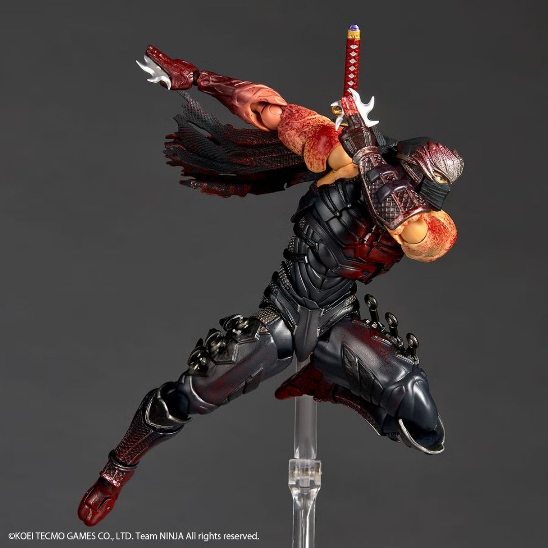  Revoltech Amazing Yamaguchi Ryu Hayabusa Fierce Battle Ver. (NINJA GAIDEN 3) 