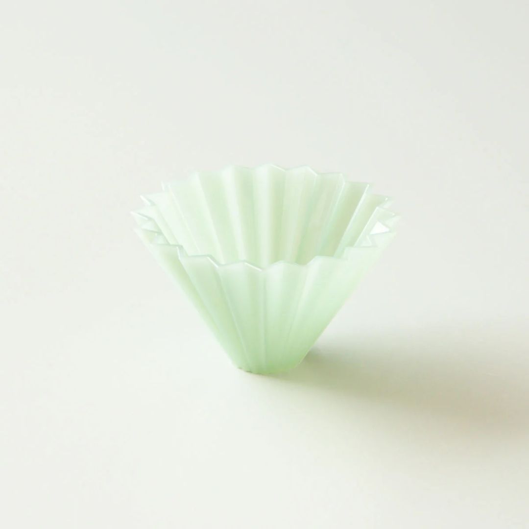 ORIGAMI Dripper Air S Matte Green Ringan untuk Seduhan Kopi Lebih Stabil ORIGAMI Dripper Air S Matte Green Ringan untuk Seduhan Kopi Lebih Stabil
