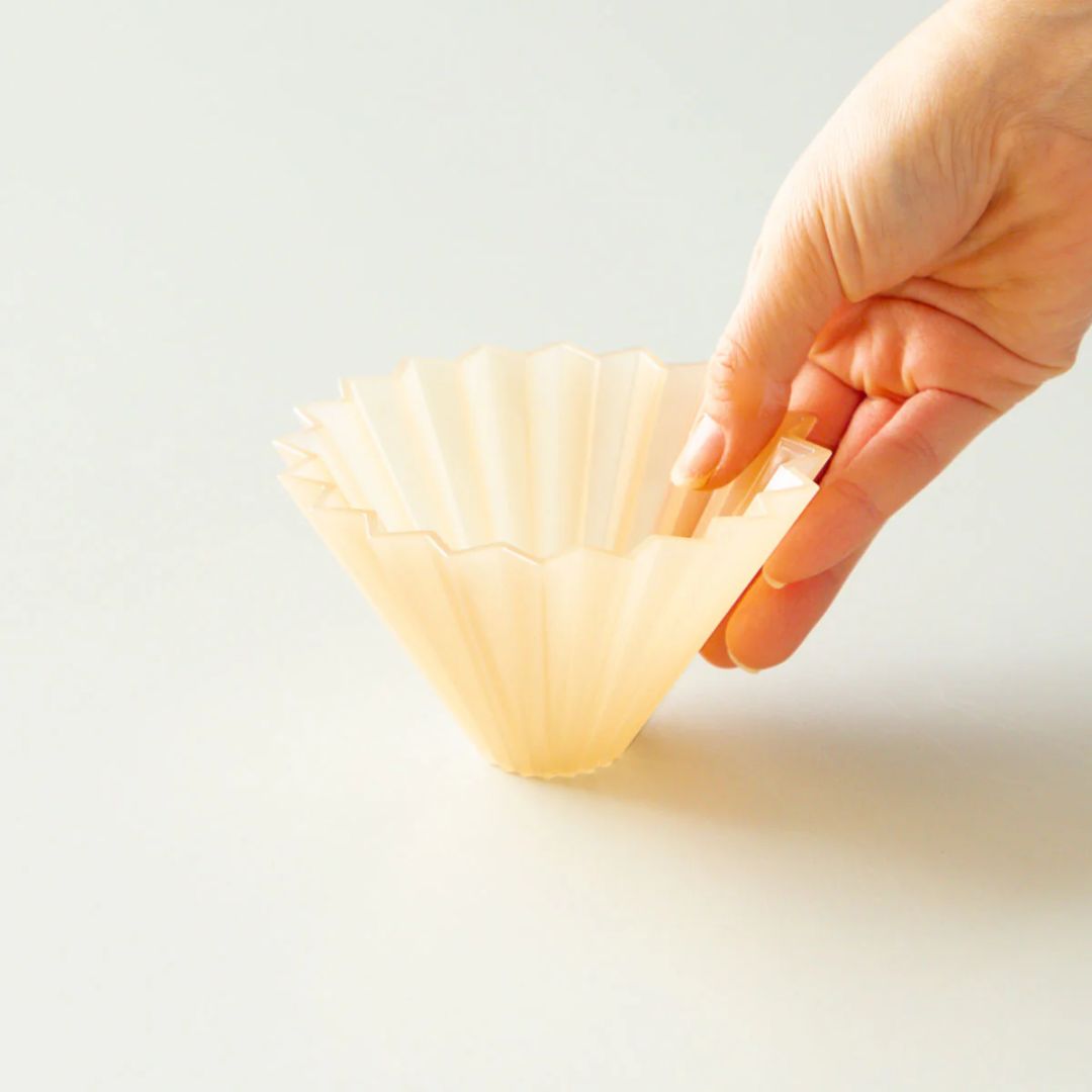 ORIGAMI Dripper Air S Matte Beige Ringan untuk Seduhan Kopi Lebih Stabil