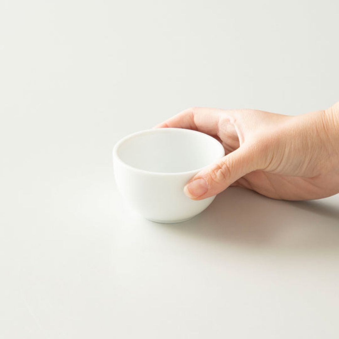 ORIGAMI Sensory Milk Cup Round White untuk Menikmati Specialty Coffee ORIGAMI Sensory Milk Cup Round White untuk Menikmati Specialty Coffee