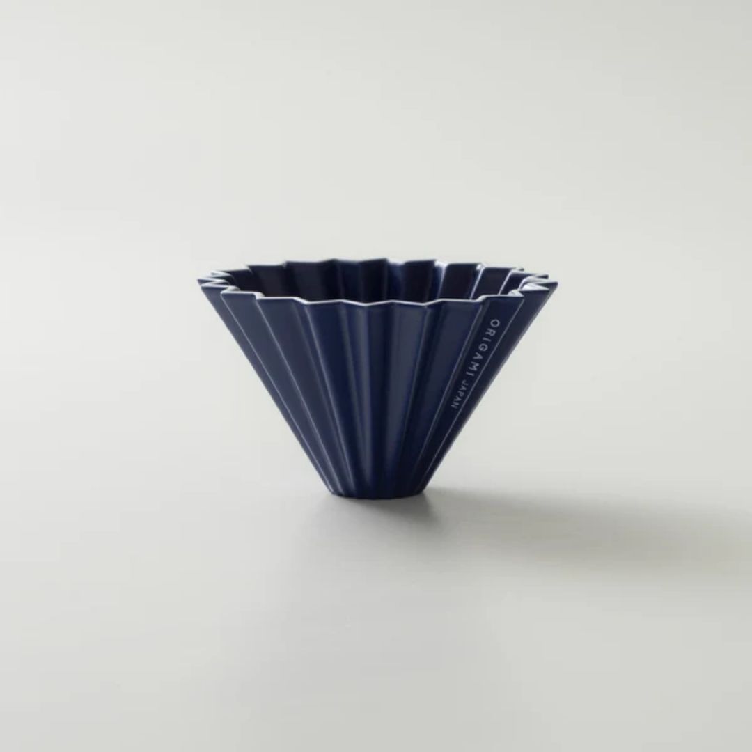 ORIGAMI Dripper Ceramic S Matte Navy untuk Seduhan Kopi Lebih Fleksibel