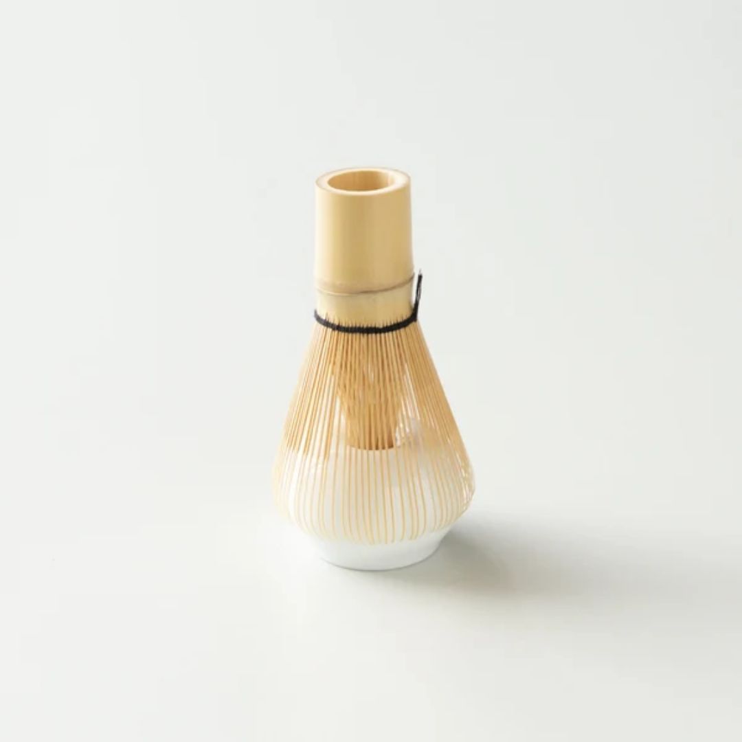 ORIGAMI Matcha Whisk Stand Porcelain White Made in Japan ORIGAMI Matcha Whisk Stand Porcelain White Made in Japan