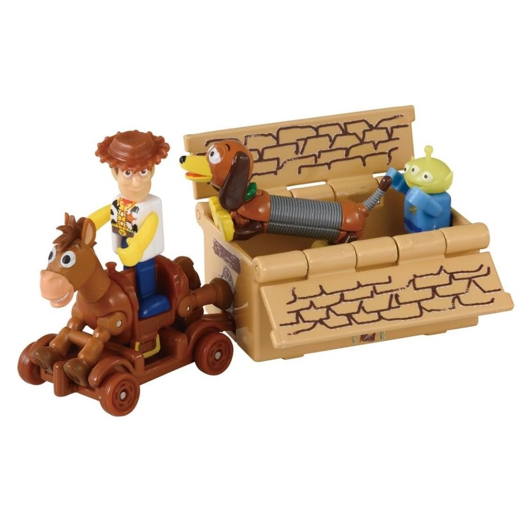 Takara Tomy Dream Tomica Slinky Dog & Cardboard Toy Box Toy Story Takara Tomy Dream Tomica Slinky Dog & Cardboard Toy Box Toy Story