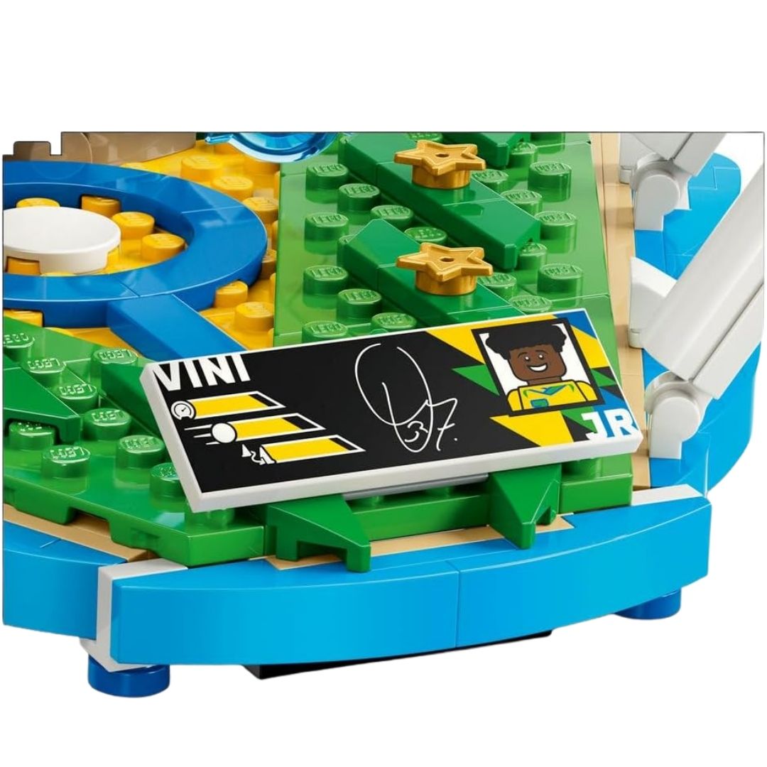 LEGO 43027 Vinicius Jr Goal Moment Edition 510 Pieces Brazil Soccer Set