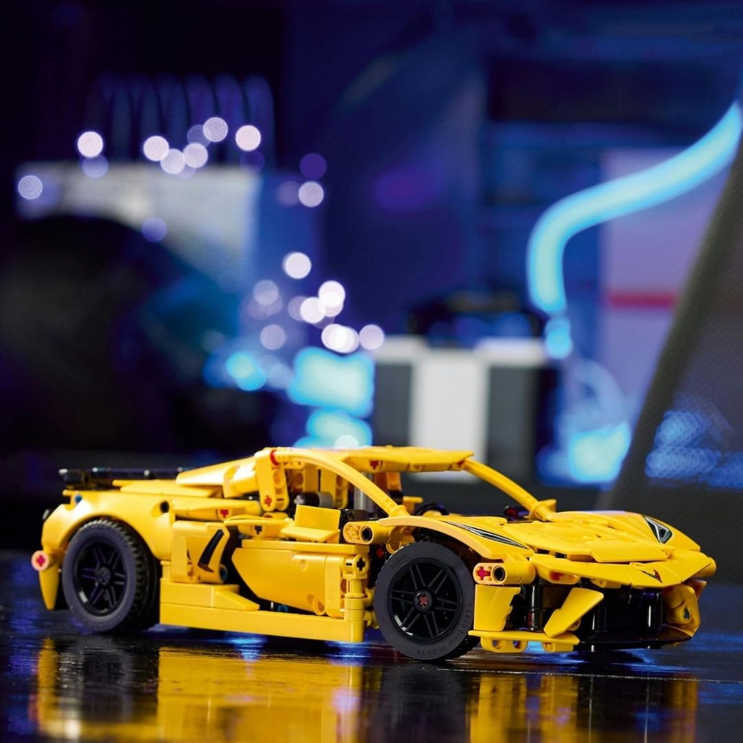 LEGO Technic Chevrolet Corvette Stingray 42205 732 Pieces Sports Car Model
