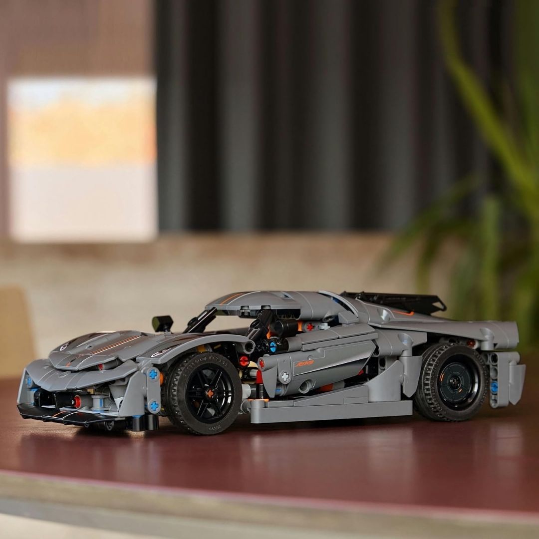 LEGO Koenigsegg Jesko Absolut Hypercar 42173 801 Pieces Technic