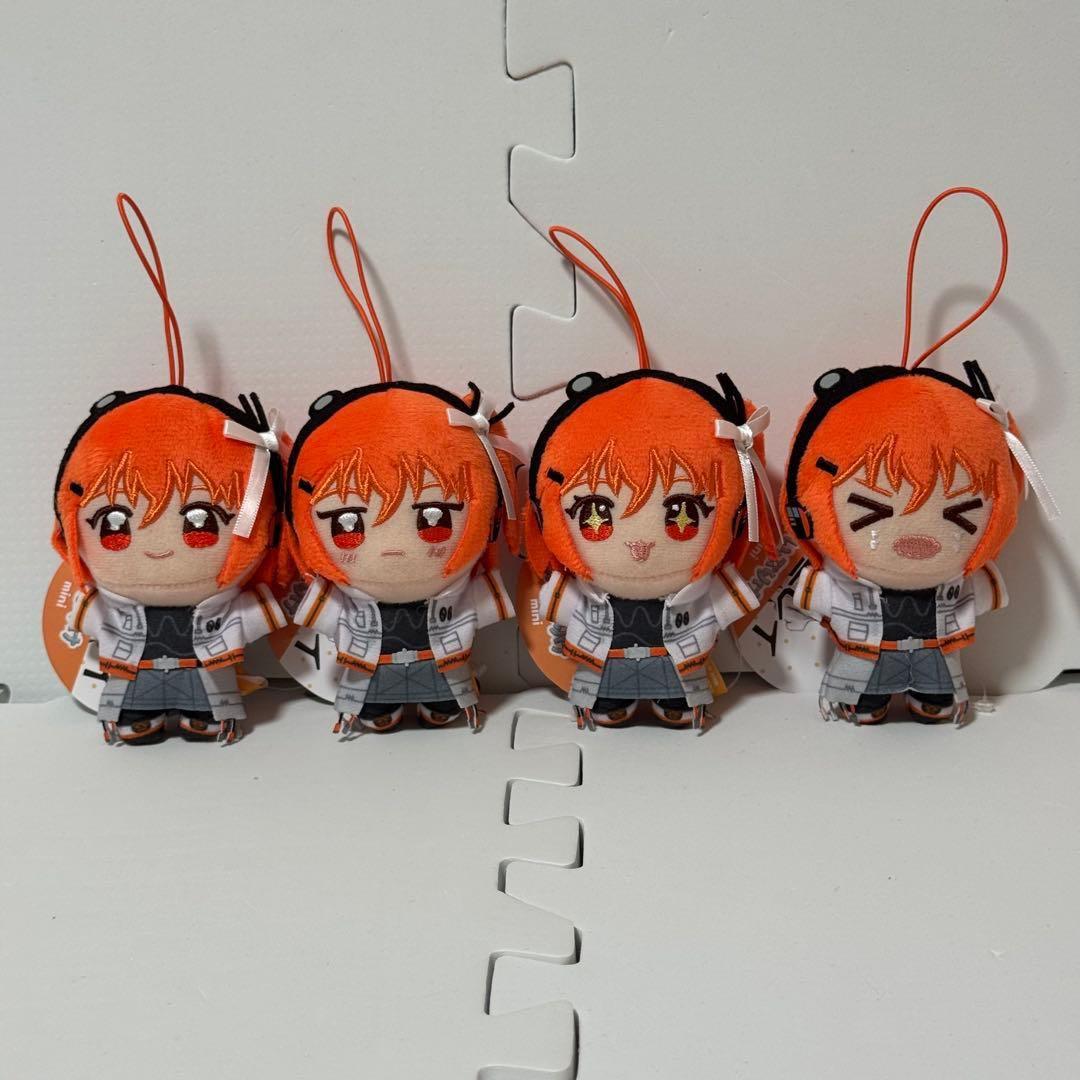 Adachi Rei Plushie Mini 4-Piece Set Adachi Rei Plushie Mini 4-Piece Set