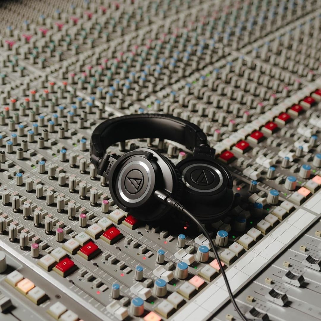 Audio Technica ATH-M50x Professional Monitor Headphones