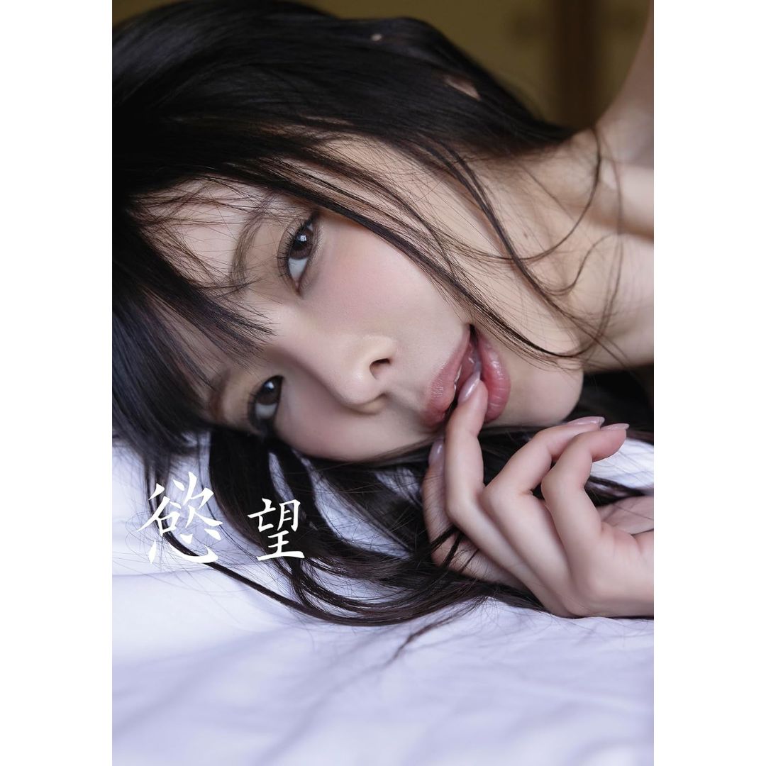Todo Tomo 1st Photobook Edisi Perdana 112 Halaman Kobunsha Jepang Lengkap