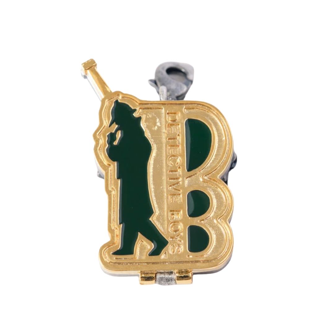 Q-Pot Kalung Brosh Detective Conan Q-Pot Detective Badge 2 Way Limited