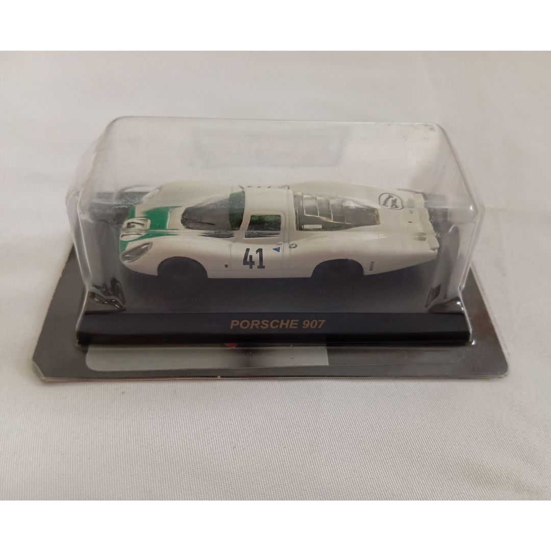  Diecast Kyosho Porsche 907 Le Mans 24th 1/64 Scale 